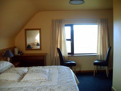 Decourcey'S Hazelbrook Farmhouse B&B Cleggan Exterior photo